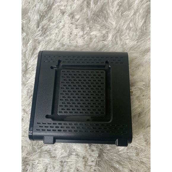 MOTOROLASURFBOARD MODEM 600 SERIES MODEL SB6121 Modem - Picture 5 of 7